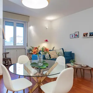 I Host - Cermenate 9 Appartamento Milano
