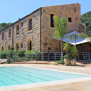 מלון Turismo Rurale, צ'פאלו